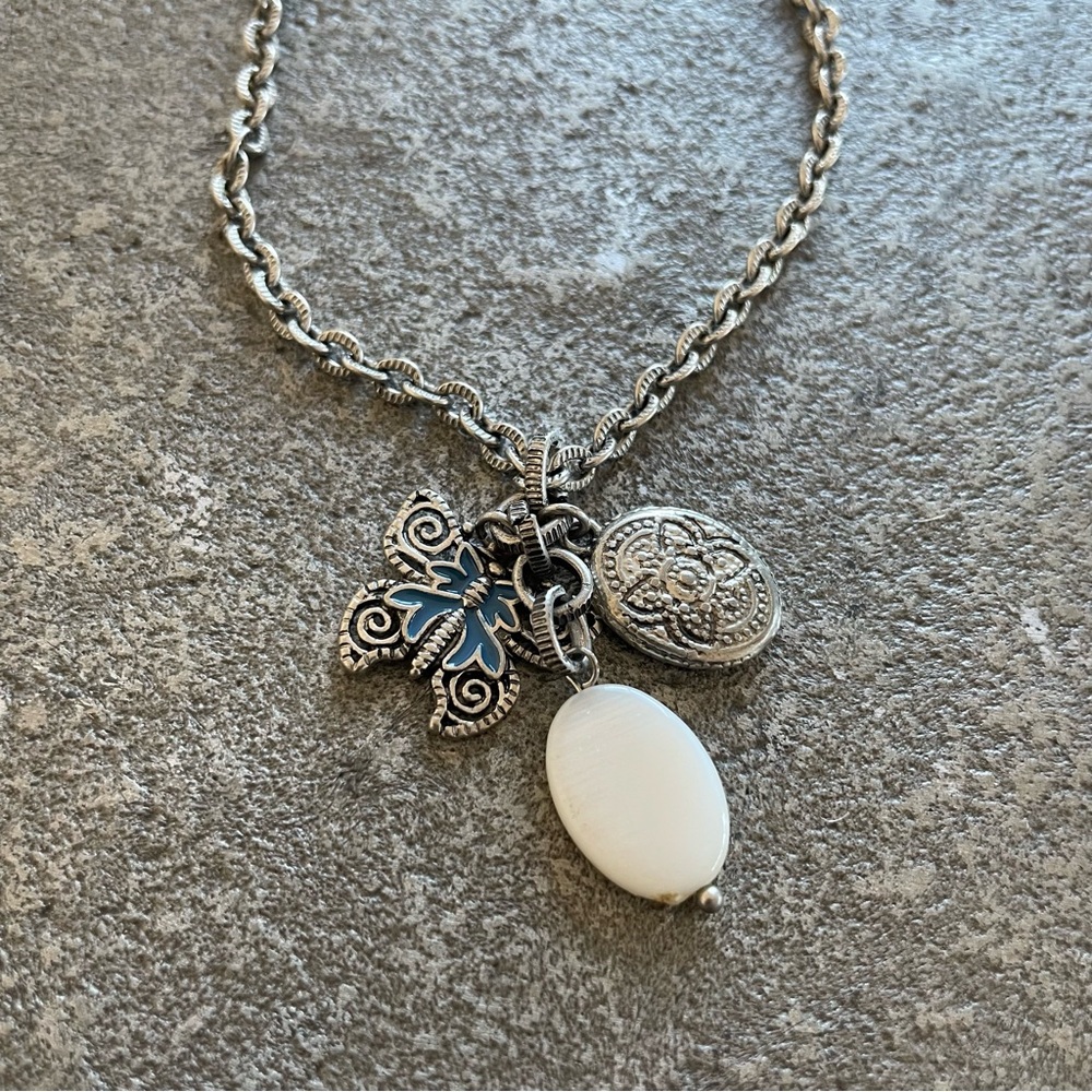 Patricia Nash Silver Butterfly Charm Pendant Necklace - Picture 2 of 7